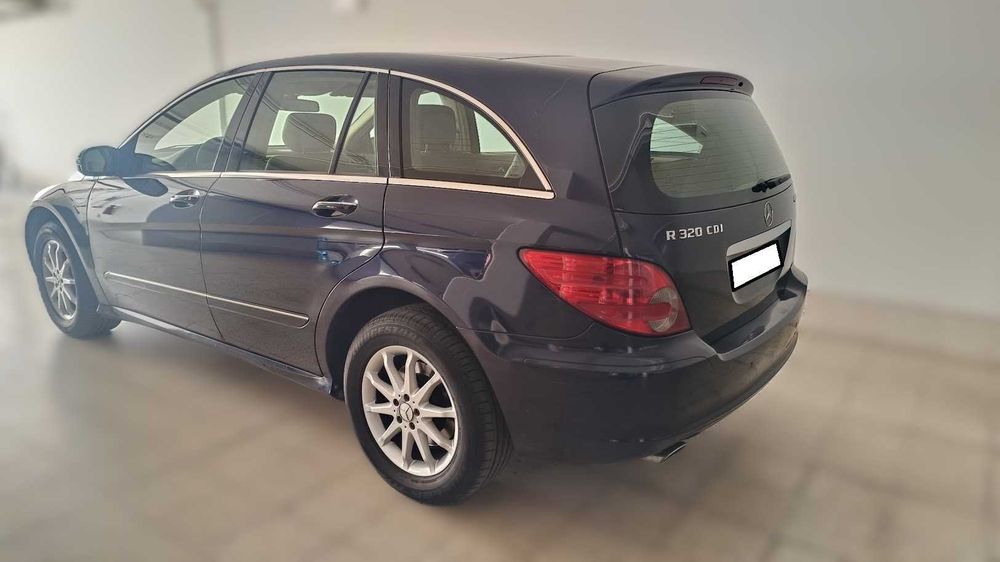 Mercedes R 320cdi IUC 74e — photo 3