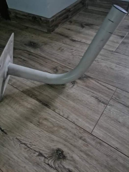 Uchwyt -maszt do anteny