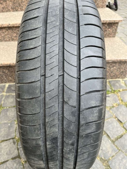 Шини Michelin 195/65 R 15. Energy saver одиночка.