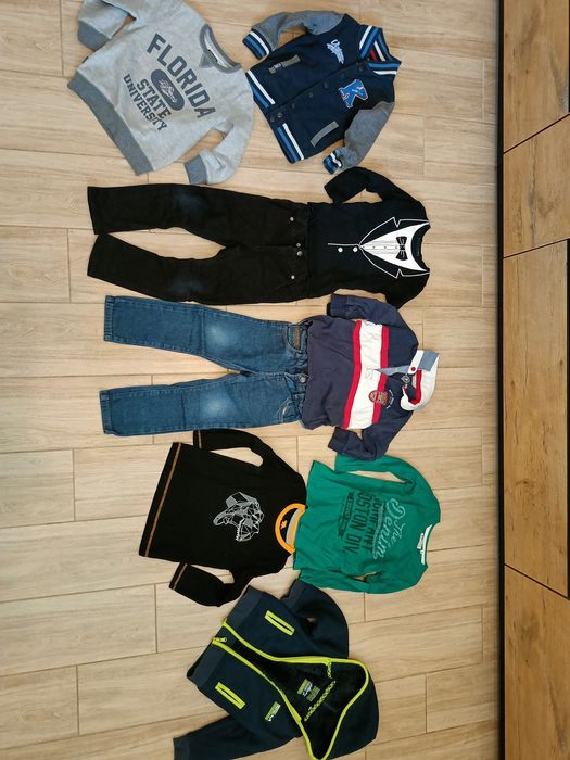 Komplet ciuszków dziecięcych 98