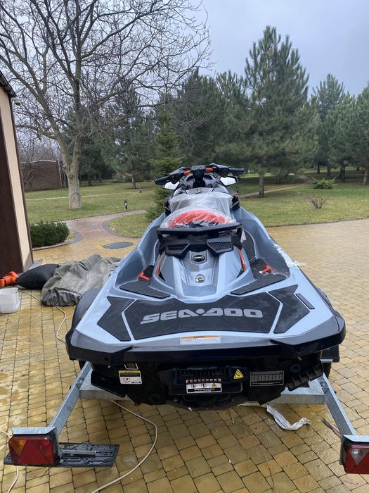 Гідроцикл BRP RXP 300hp XRS Ice Metal