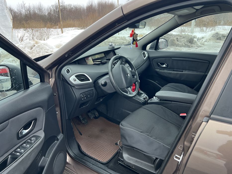 Renault Grand Scenic 3, 7 місць 2010 рік 1.5 дизель к9к