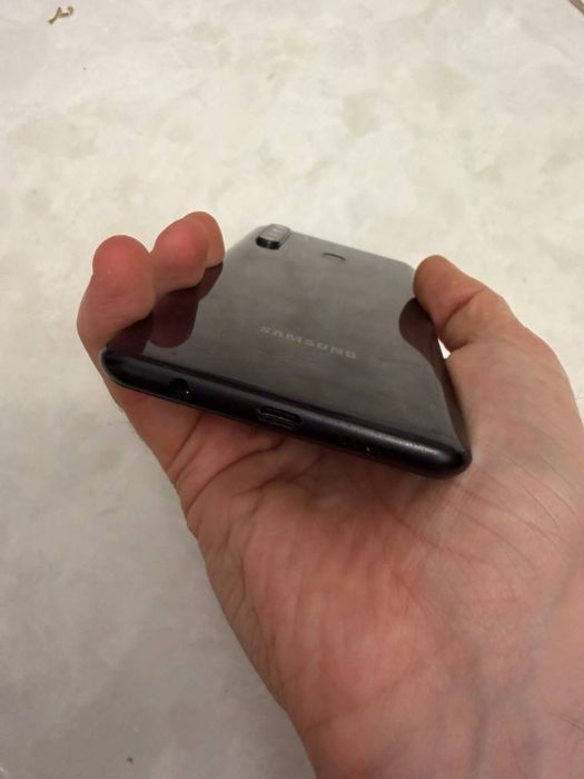 Samsung a21 3/32gb black