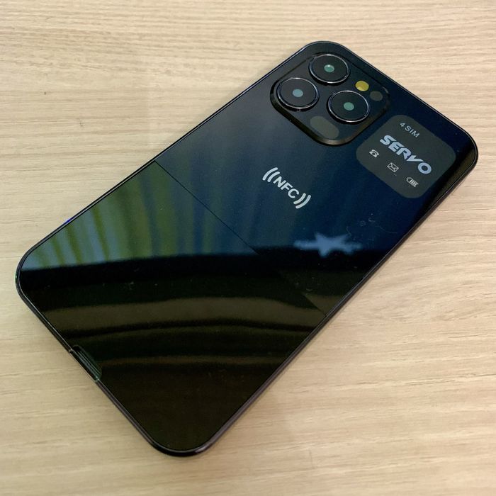 Продам Новий Мобільний Телефон Servo Ultra 700. NFC. 4 SIM. Акція!