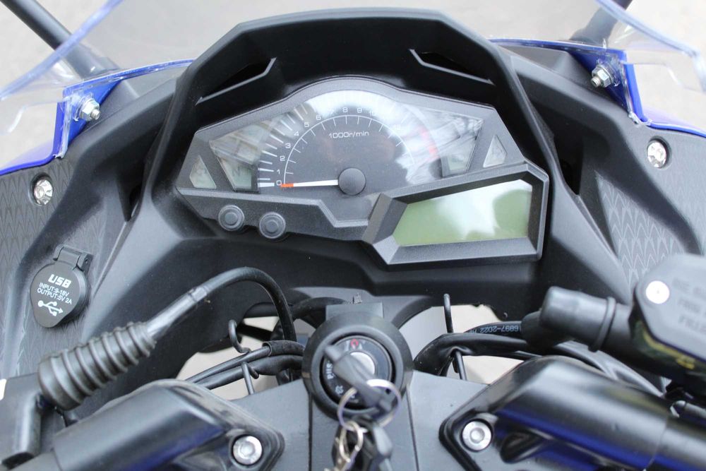 Мотоцикл ML250 CBR (REPSOL)