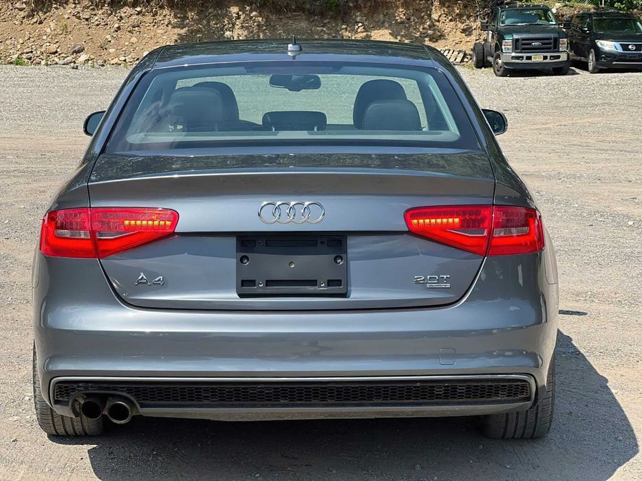 Audi A4 2.0T quattro Premium Plus      2014