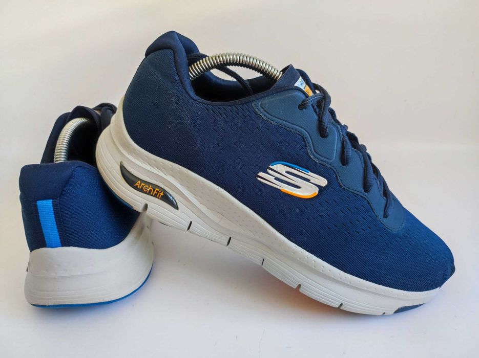- Skechers - Sneakersy r. 42 / 43