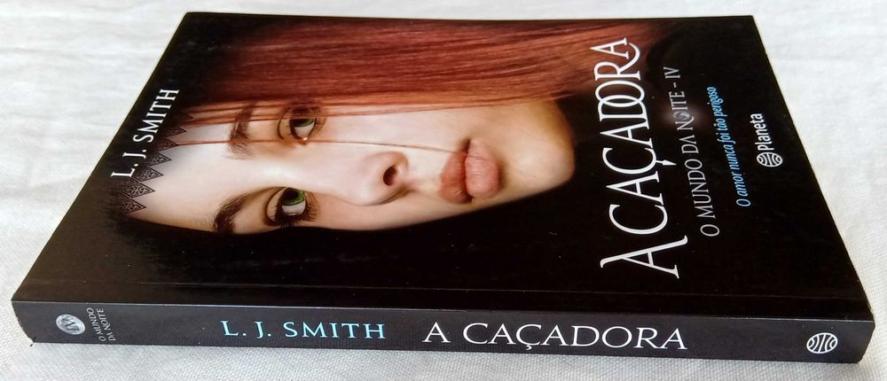 Livros de L.J Smith Mundo da Noite 4 volumes (Preço Conj)