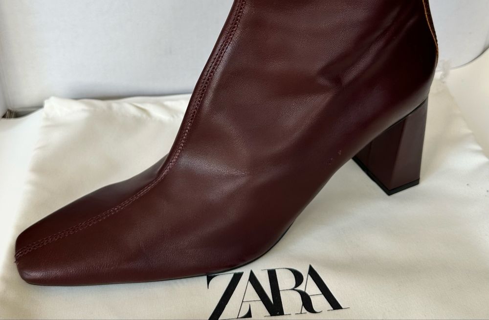 Ботильони шкіряні Zara