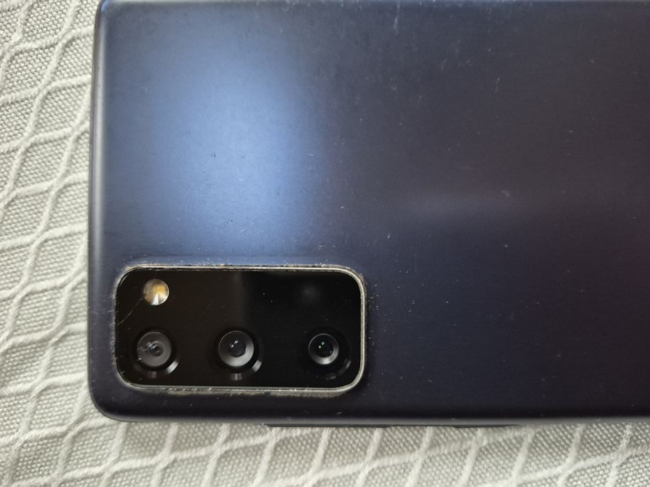 Samsung s20fe super stan