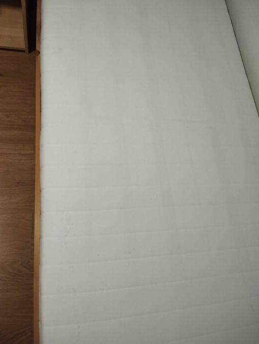 Cama solteiro com estrado e colchão