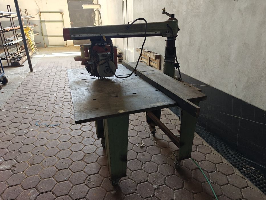 Serra de Braço Radial DeWalt Trifásica – Funcional