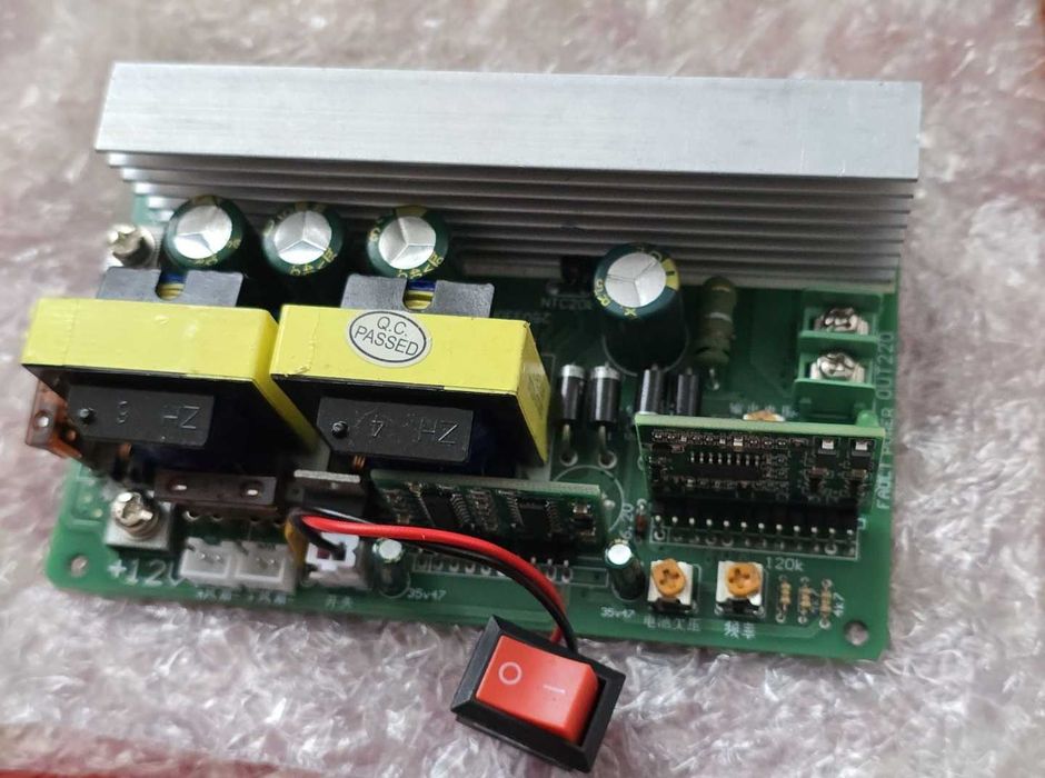 Інвертор 12-220, чиста синусоїда 500W