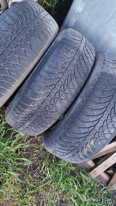 Продам комплект калес на 15 от BMW