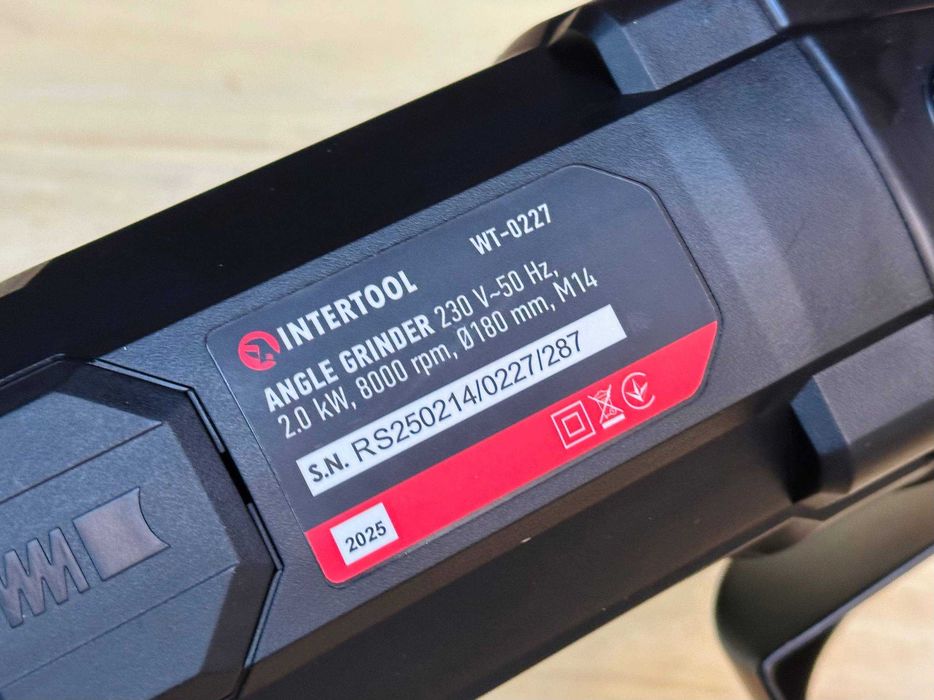 180 мм Кутова Шліфмашина INTERTOOL  з Плавним пуском, Армований ротор
