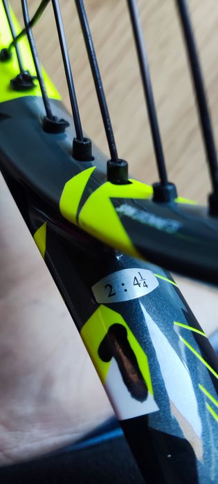 3 Raquetes Babolat Pure Aero 2023 (Cabeça 100 - 300g) Grip 2 - Seminovas