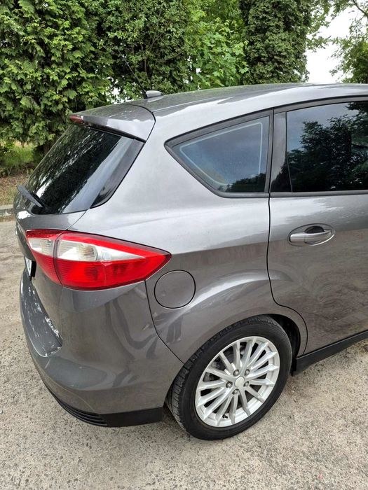Продам власне авто Ford C-Max 2014 року.