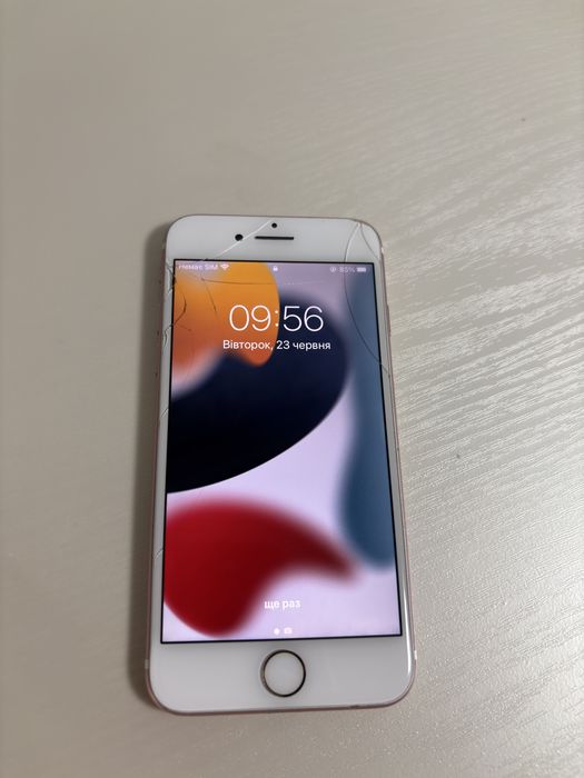 Iphone 7 в гарному стані, все працює. Єдиний дефект на екрані