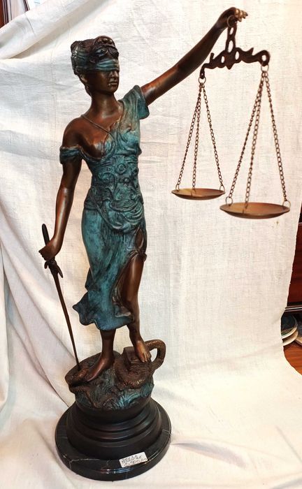 Figuras Deusa Justiça Bronze