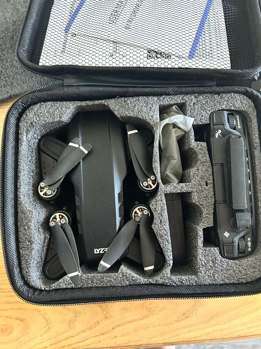 Продам дрон Lyzrc L900 pro SE