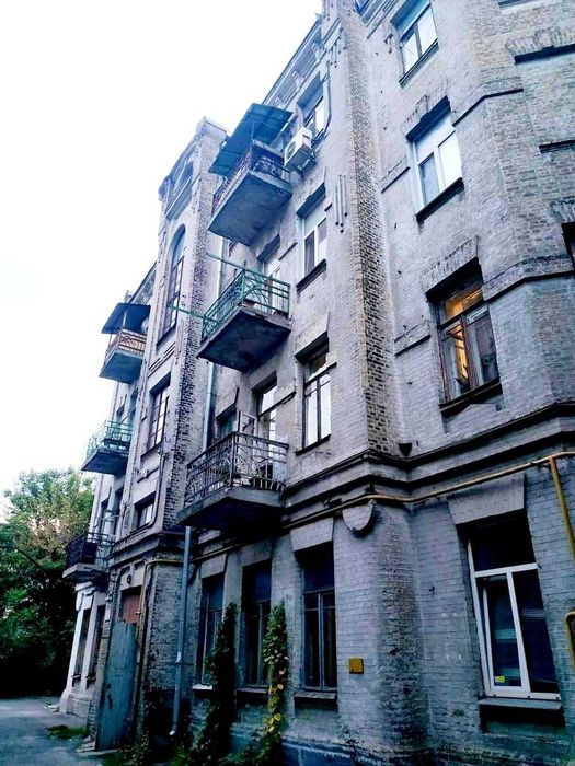 3к квартира ЦЕНТР Поділ Поштова площа Стелі 3.6м