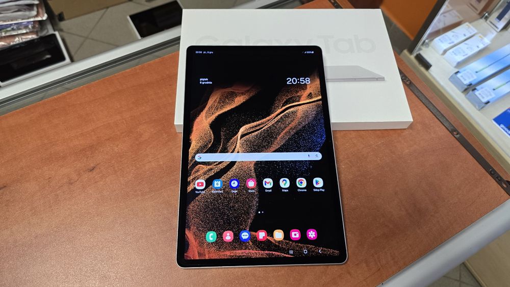 Tablet Samsung Galaxy Tab S8+ 5G 12.4" 128GB/8GB RAM srebrny, jak nowy