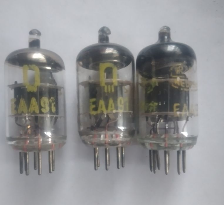 Электронная лампа EAA 91