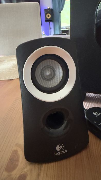Głośniki komputerowe Logitech Z313 2.1 z subwooferem – sprawne