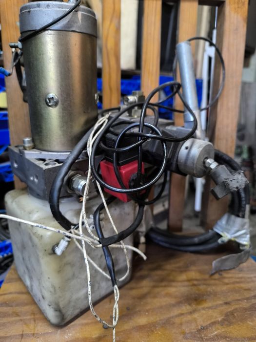 Grupo hidráulico 12 volts