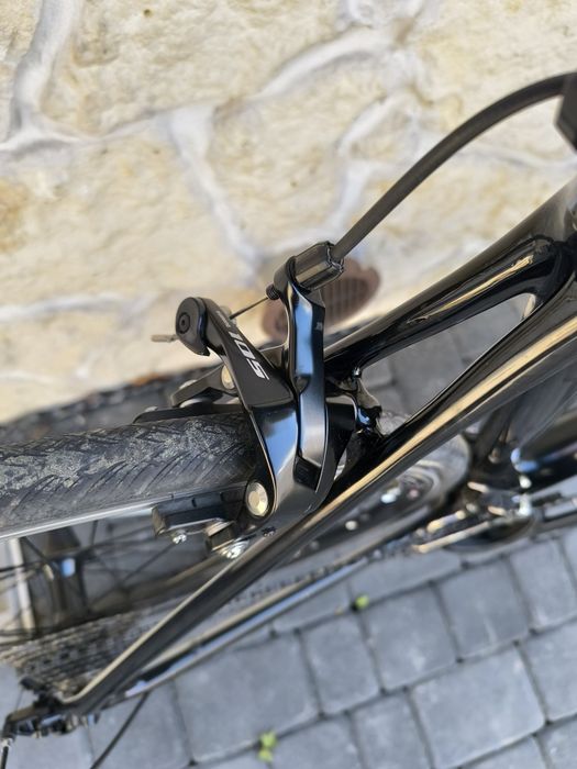 Rower szosowy Beacon BF 70 carbon
