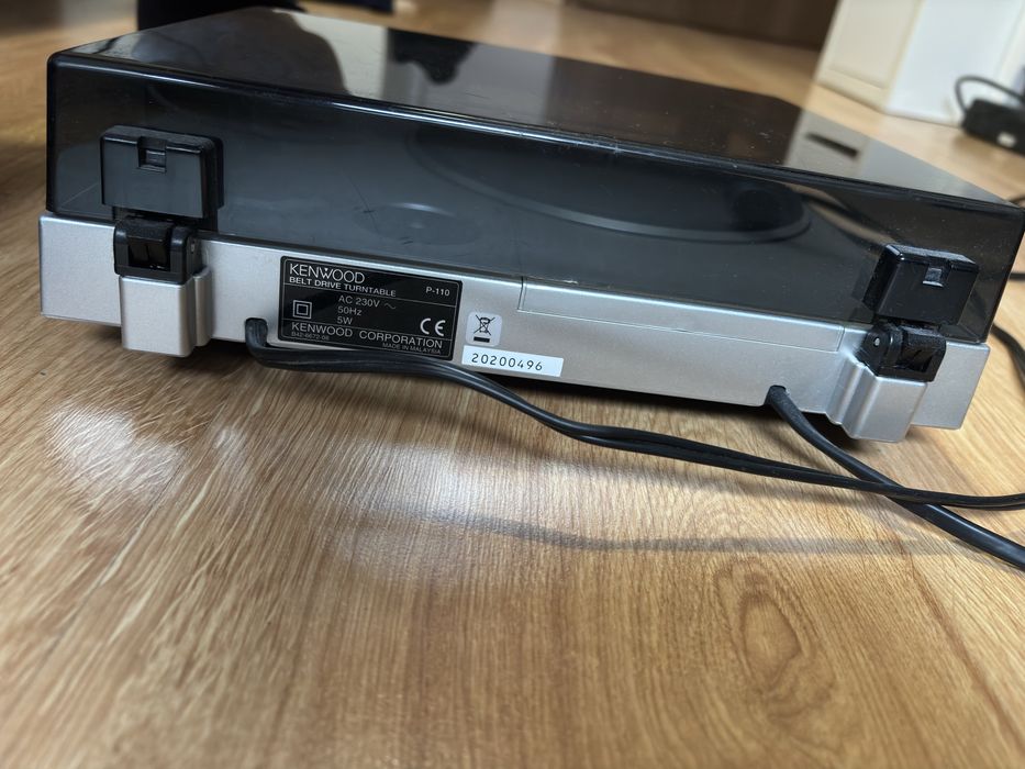 Gramofon Kenwood P-110
