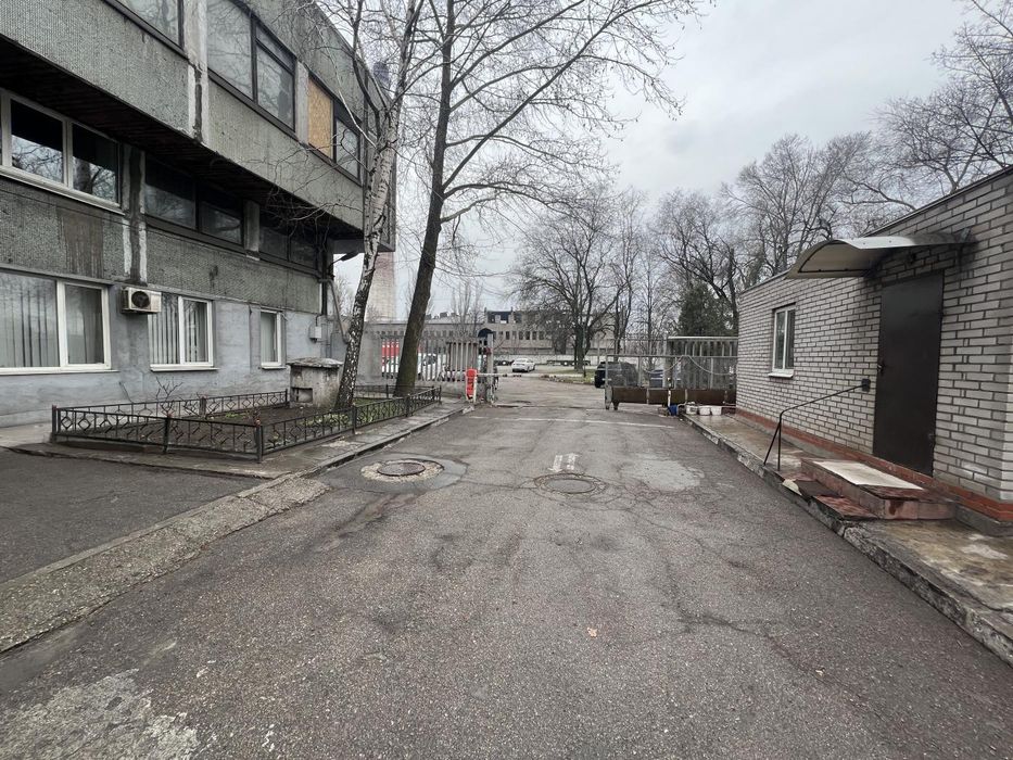 Оренда цеху з офісом 380 кв.м (50 кВт, сховище), вул. А. Бойка, 3