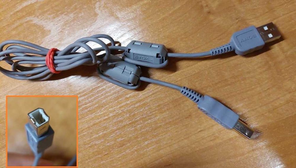 USB-кабель Sony VMC-14UMB2 для камер Cyber-shot