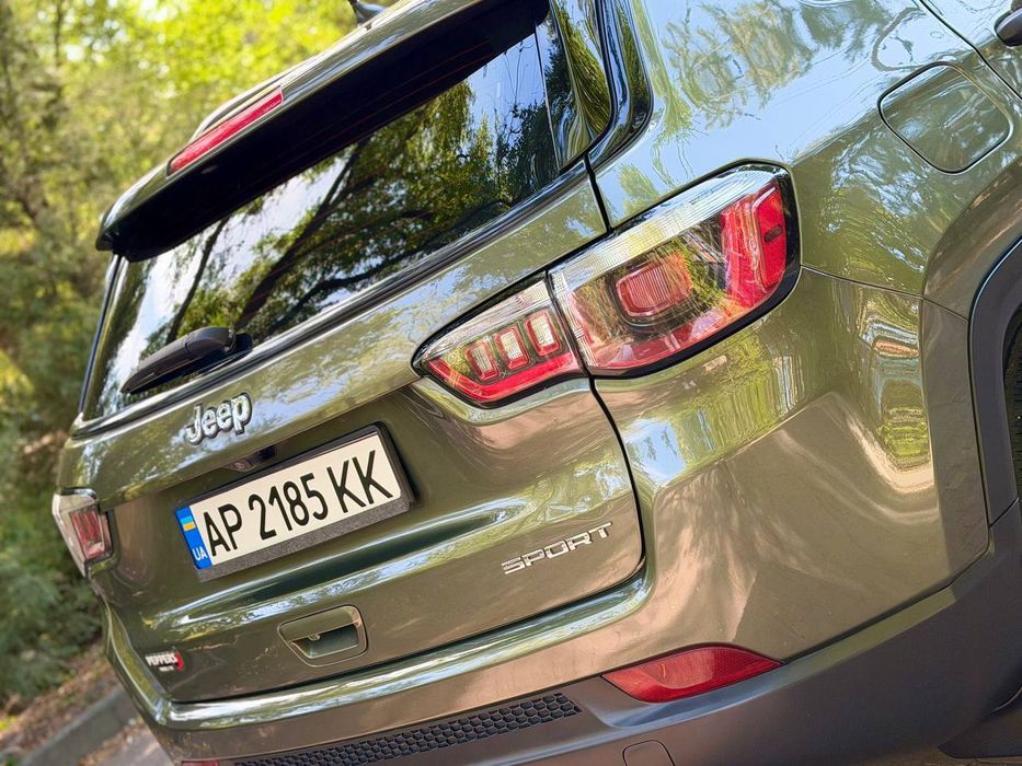Jeep compass 2017року
