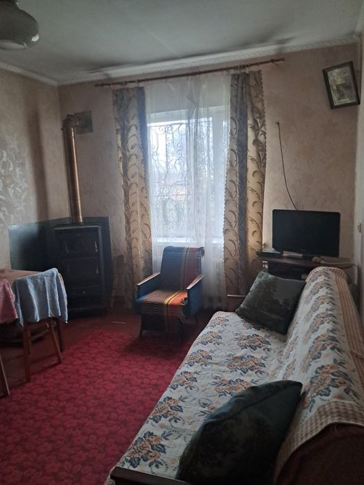 Продам добротний  будинок