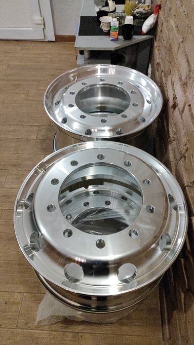 Диск легкосплавные Pomlead r 22.5