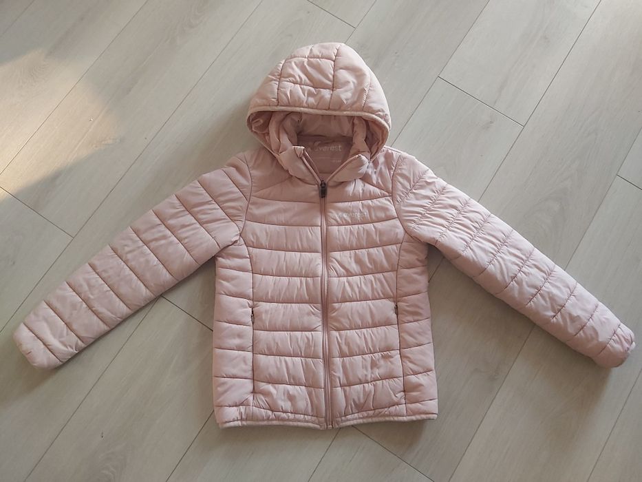 Kurtka lekka ciepla everest 134/140