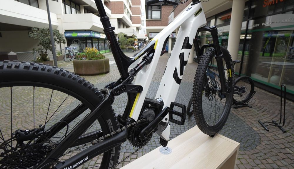 Husqvarna MC4 Nova