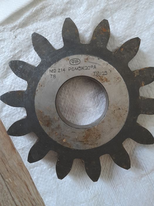 Продам дисковый долбяк М 7 , М 9 .