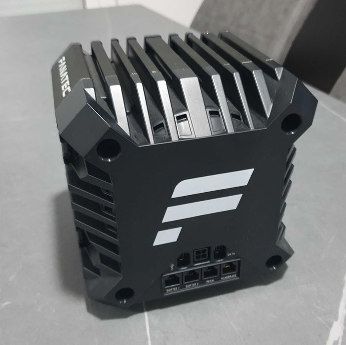 Base Fanatec CSL DD 8 Nm QR1 e QR2 com extras
