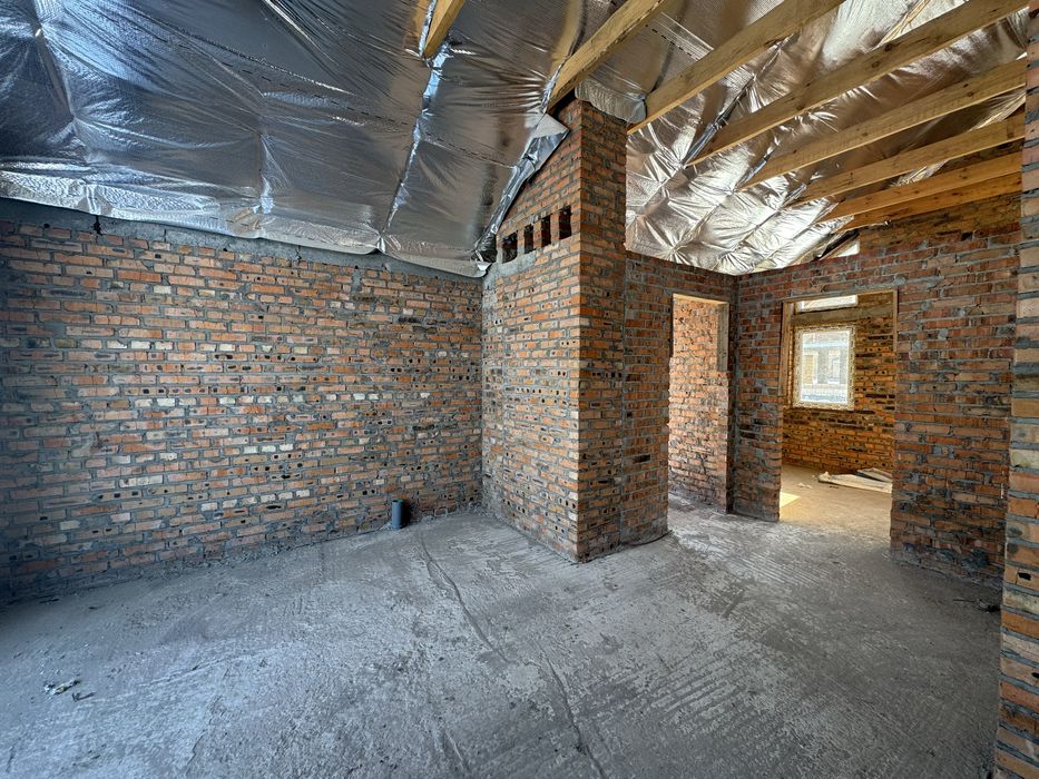 Продаж котеджу Fortezza в КТ Bellaggo, Осещина. На березі Десни. Без %