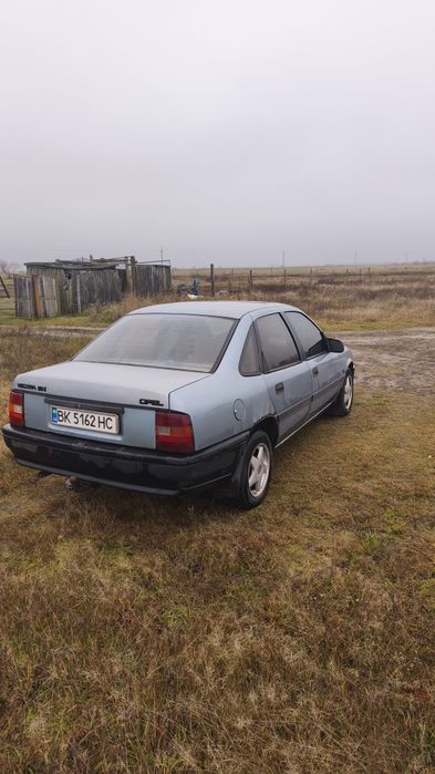 Opel Vectra 1.6 газ/бензин