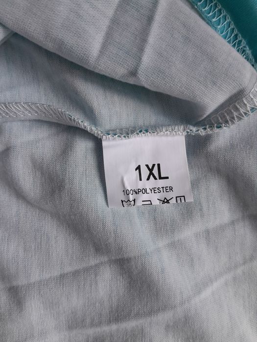 Женская летняя футболка.