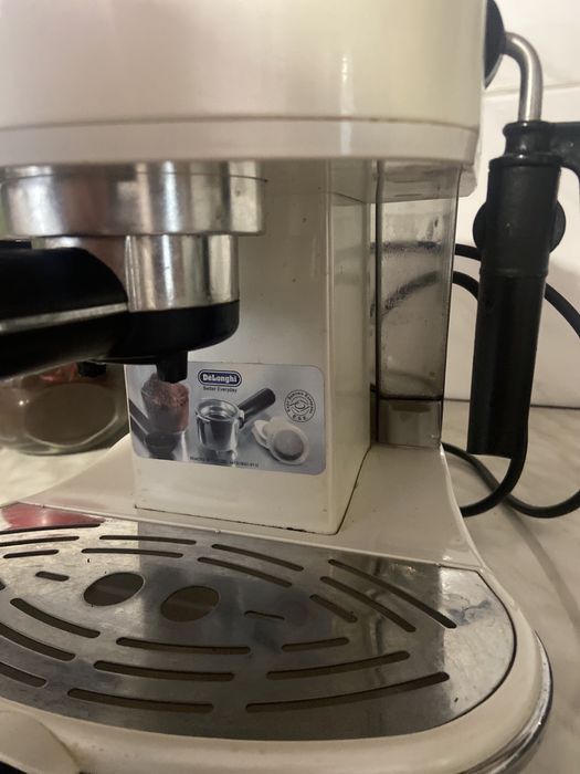 Кофемашина Delonghi