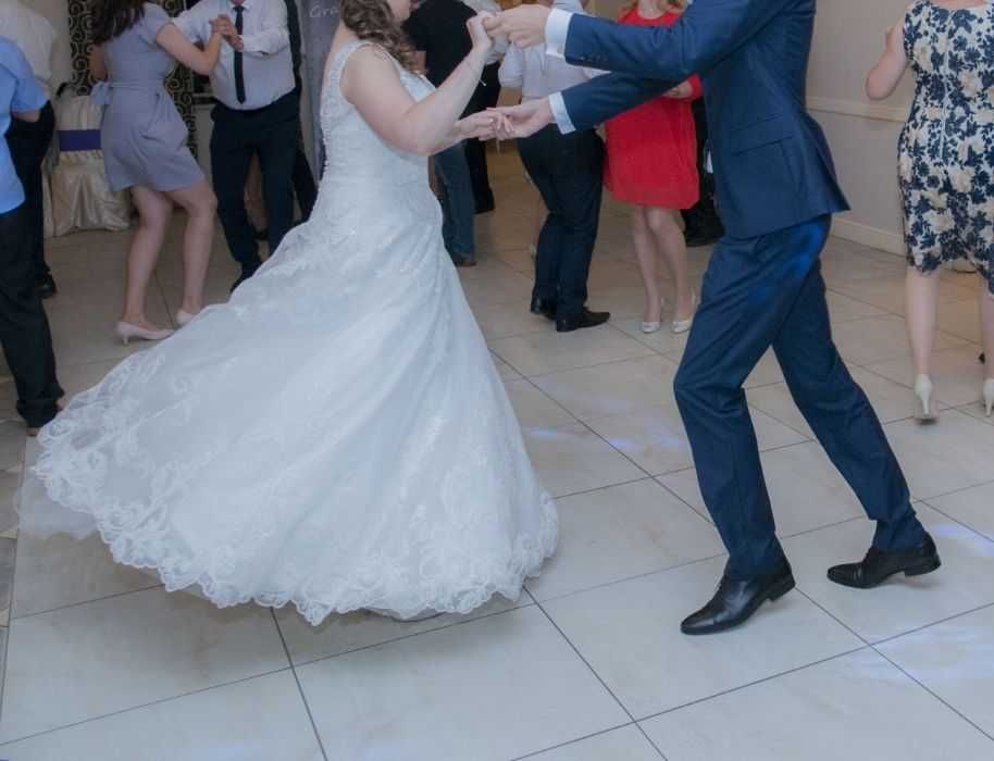 Sprzedam suknię ślubną Morilee 2813