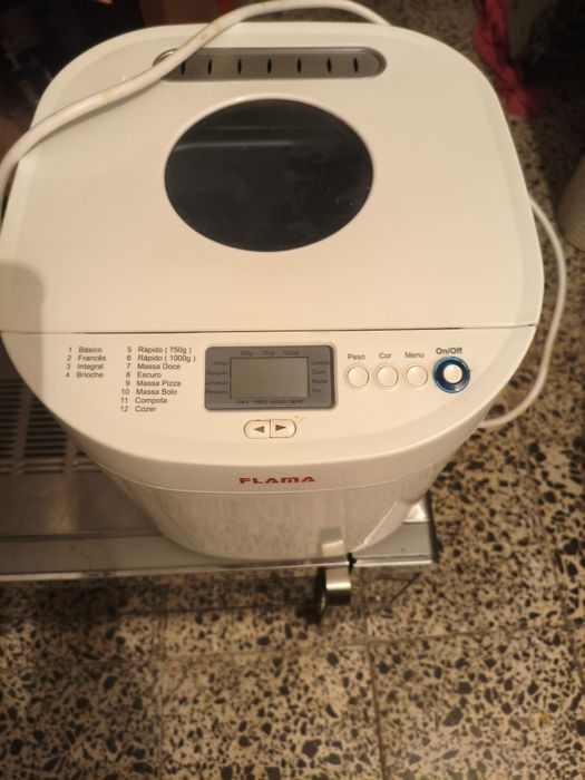 Máquina de fazer pão Flama
