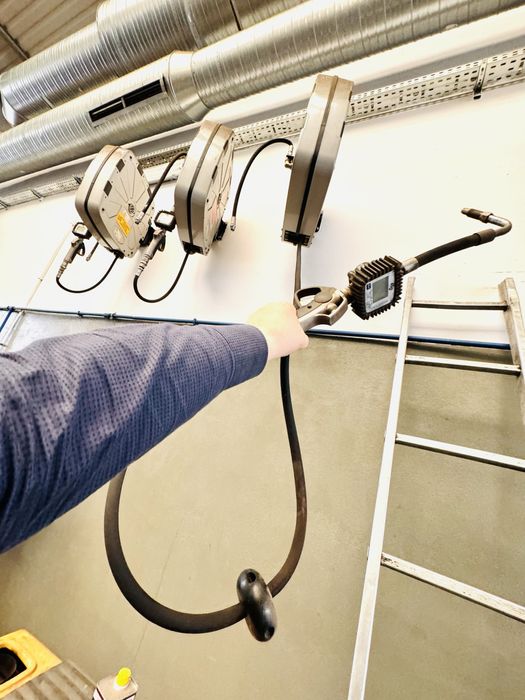 Pompa do Oleju pneumatyczna zestaw z Beczek 200 l Pistolet ,wąż 10 m ,