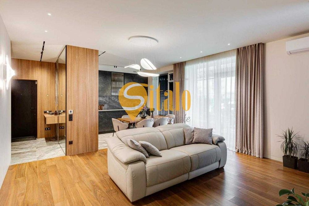 ЖК комфорт класу  Ліпінка  Дизайнерський ремон​ Тераса Комора