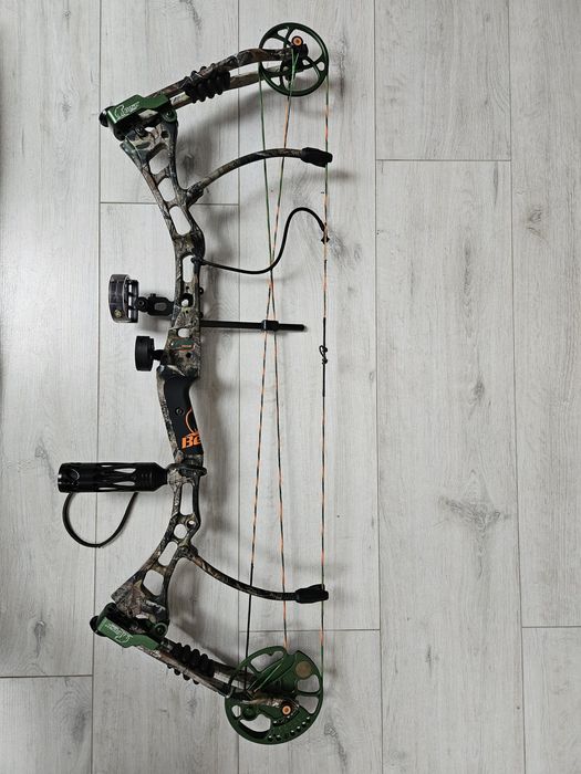 Sprzedam łuk bloczkowy myśliwski Bear Archery Truth 2