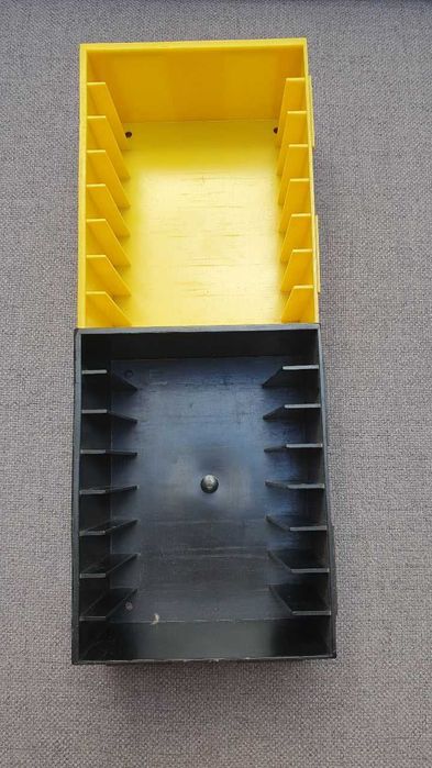 2 boxy+16 kaset magnetofonowych